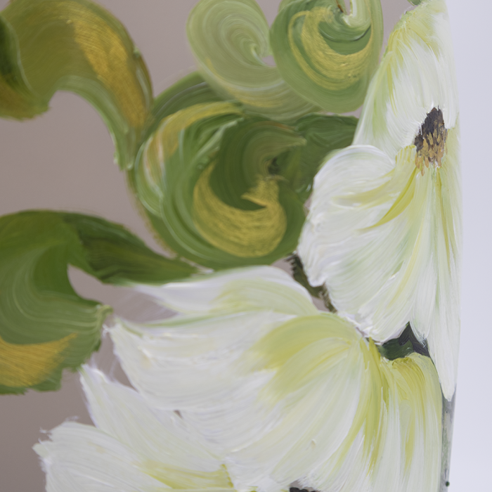 Vaas | Elegance of Nature