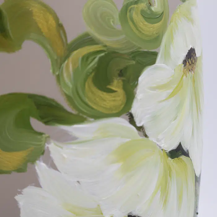 Vaas | Elegance of Nature