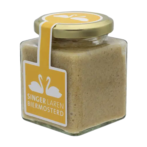 Singer Laren Biermosterd